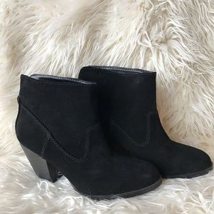 Nine West suede booties
